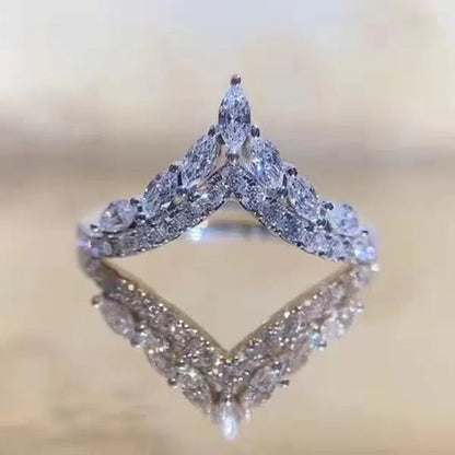 Exquisite and Elegant Beautiful Women'S Fashion Dazzling Ring Jewelry White Rhinestone Full Zircon Ring Love Heart Water Drop Simple Heart-Shaped Ring Romantic Princess Engagement Wedding Ring Anniversary Valentine'S Day Gift Jewelry Size US4-12 - WORLD TIME VISITS