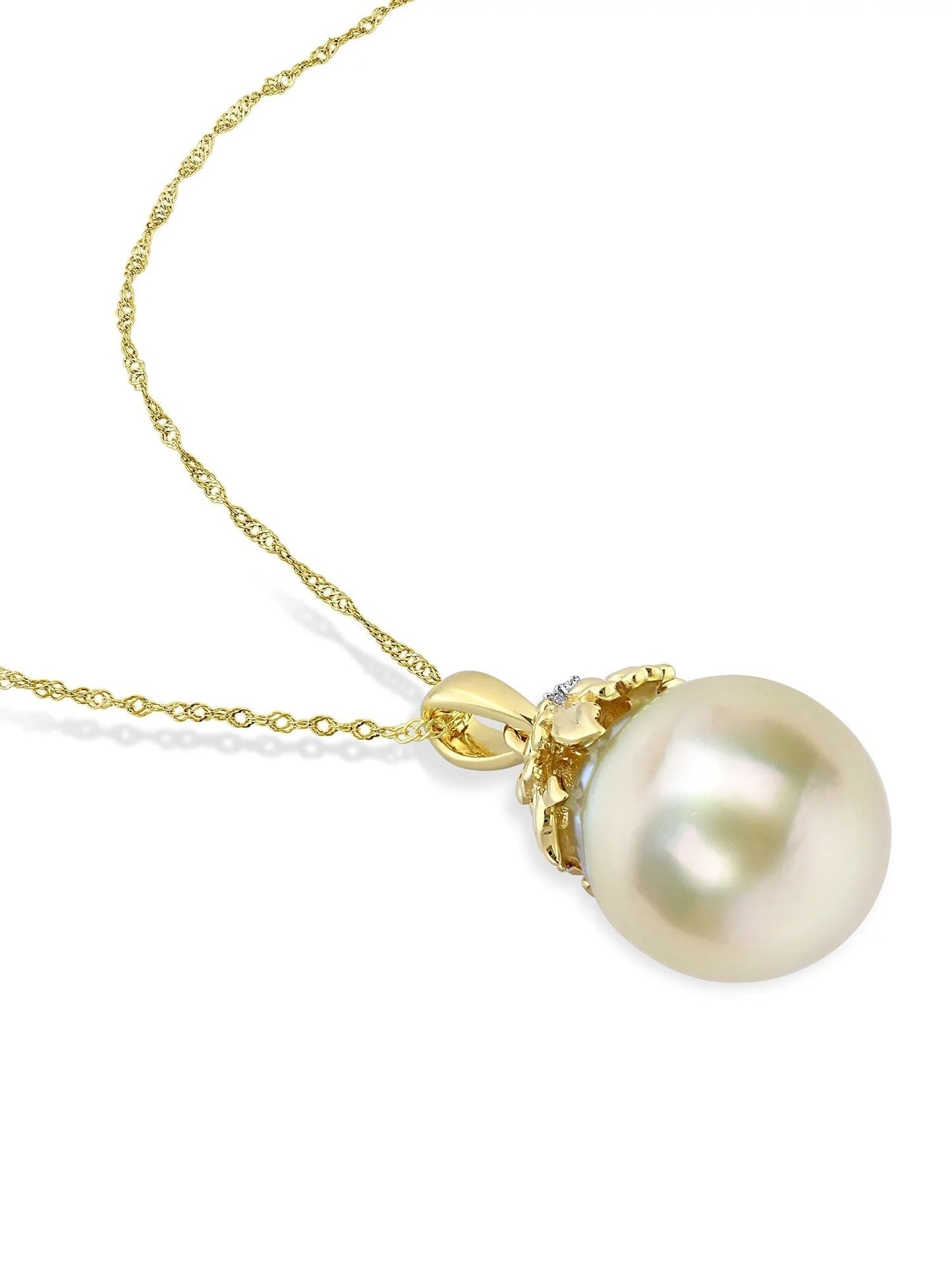 9-10Mm Drop South Sea Cultured Freshwater Pearl and Diamond Accent 14Kt Yellow Gold Leaf Crown Drop Pendant with Chain