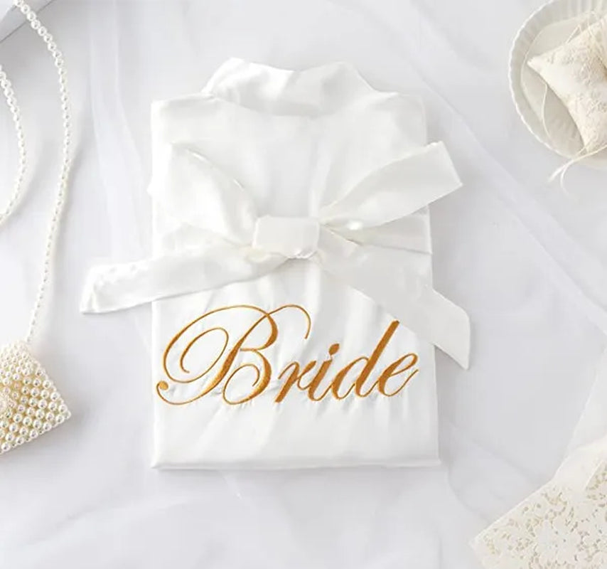 Bridal Party Wedding Robe Gold Letter Bride Robes Bridesmaids Sleepwear Nightwear Wedding Bathrobe