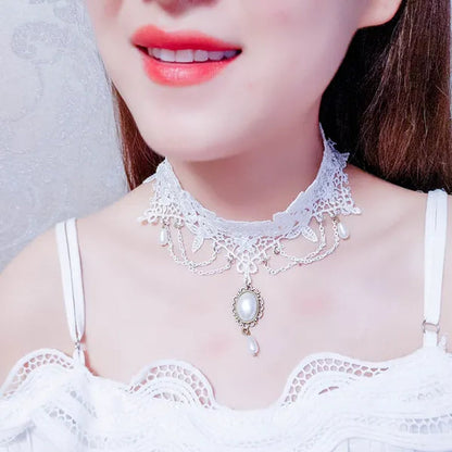 White Lace Necklace Chokers Black Collares Vintage Style Female Gothic Wedding Red Rose Crystal Diamond Pendant Collarbone Necklaces Chain Accessories for Women Girls