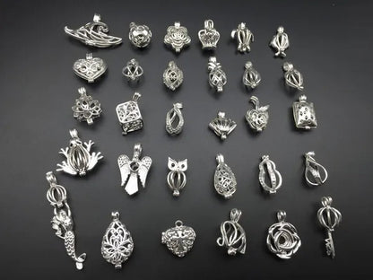 Random 10Pcs Silver Mixed Design Necklace Bracelet Jewelry Made Pearl Pearl Cage Oil Diffuser Pendant.