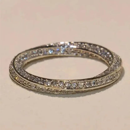 Fashion Stacking Jewelry for Women Rings Exquisite 925 Sterling Silver Ring White Sapphire Diamond Wedding Band Elegant Bride Proposal Engagement Party Accessories Anniversary Gift