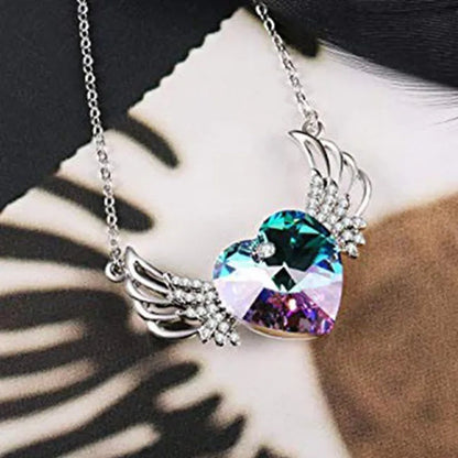 Luxury Fashion Women'S Diamond Wings Heart Crystal Necklace Angel Wings Diamond Pendant Wedding Necklace Women'S Princess Jewelry Birthday Anniversary Gift