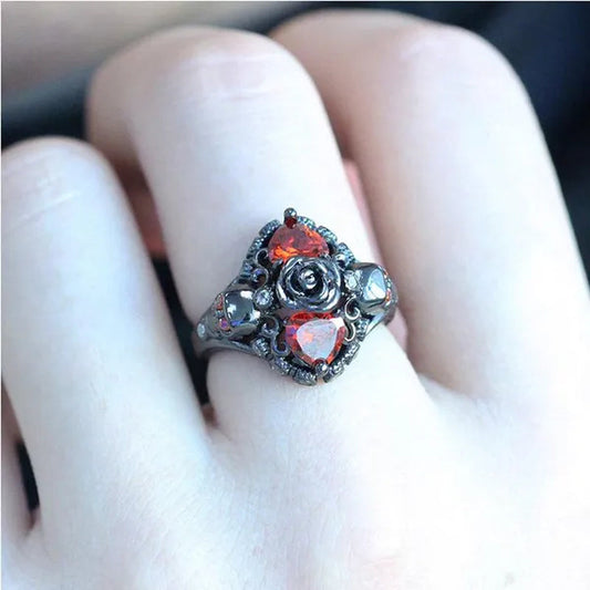 New Hip Hop Accessories Black Rose Skull Ring Female Fashion Personality Heart Red Zircon Skull Ring Creative Fashion Jewelry Punk Ring