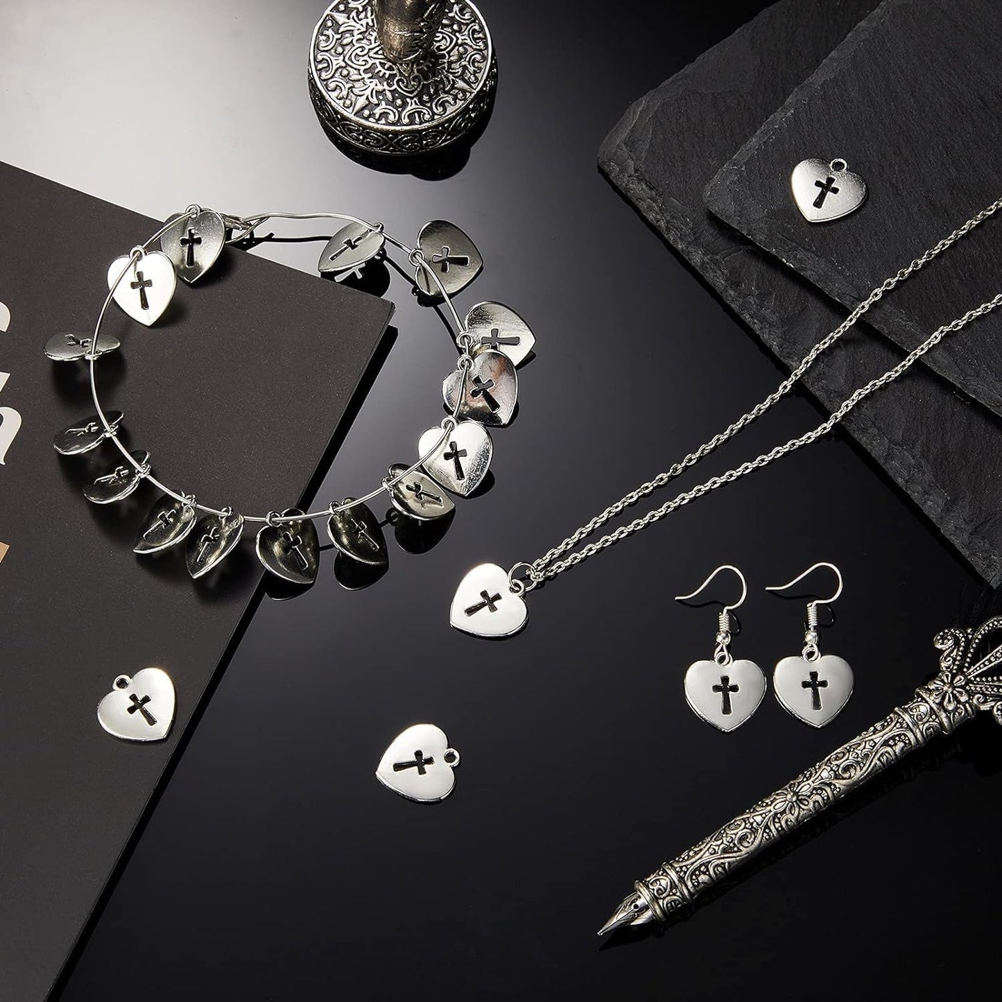 100 Pieces Silver Religious Charms Cross Charms Alloy Metal Heart Cross Pendants Heart Cross Charms for Religious Gatherings Party Supplies DIY Craft Bracelet Necklace Earrings Keychain Jewelry Making