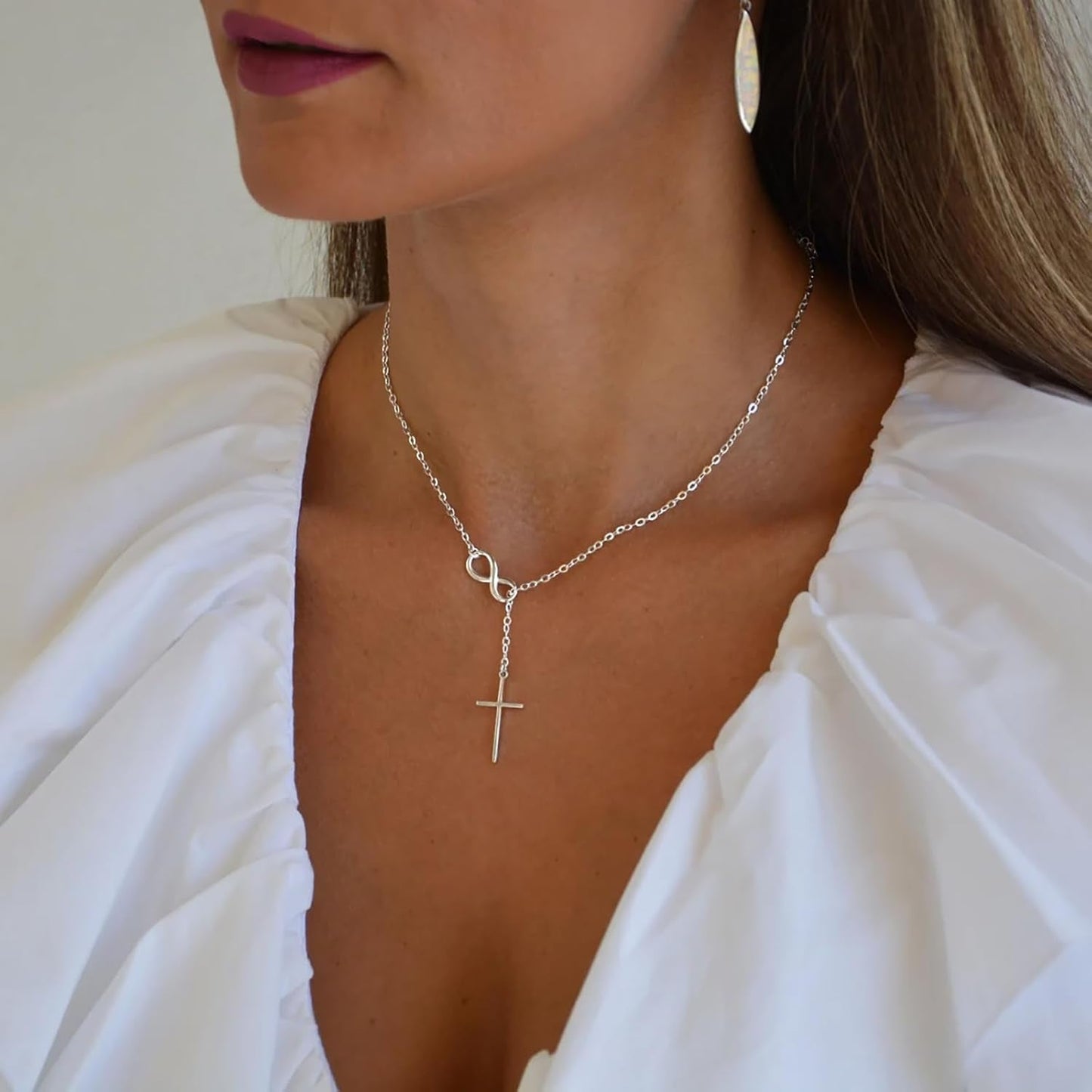 Infinity Cross Necklace for Women, Unique Trendy Fahion Cross Jewelry Gifts, Non Tarnish & Waterproof Dainty Simple Gold Cross Pendant, Christian Religious Easter Faith Accessories Jewelry Gifts