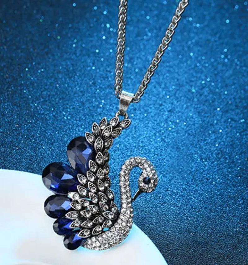 Elegant Crystal Swan Shape Pendant Necklace Female Temperament Pendant Long Sweater Chain