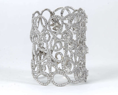 Magnificent 29.40 Carat Diamond 18k White Gold Wide Cuff Bracelet