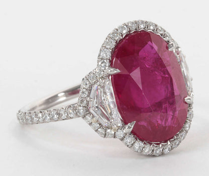 https://a.1stdibscdn.com/archivesE/jewelry/1stdibs/071714/DiamondScene_CC_DM//01/IMG_8562.jpg