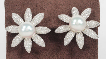 https://a.1stdibscdn.com/archivesE/jewelry/1stdibs/051514/DiamondScene_CC_DM//06/IMG_5698.jpg