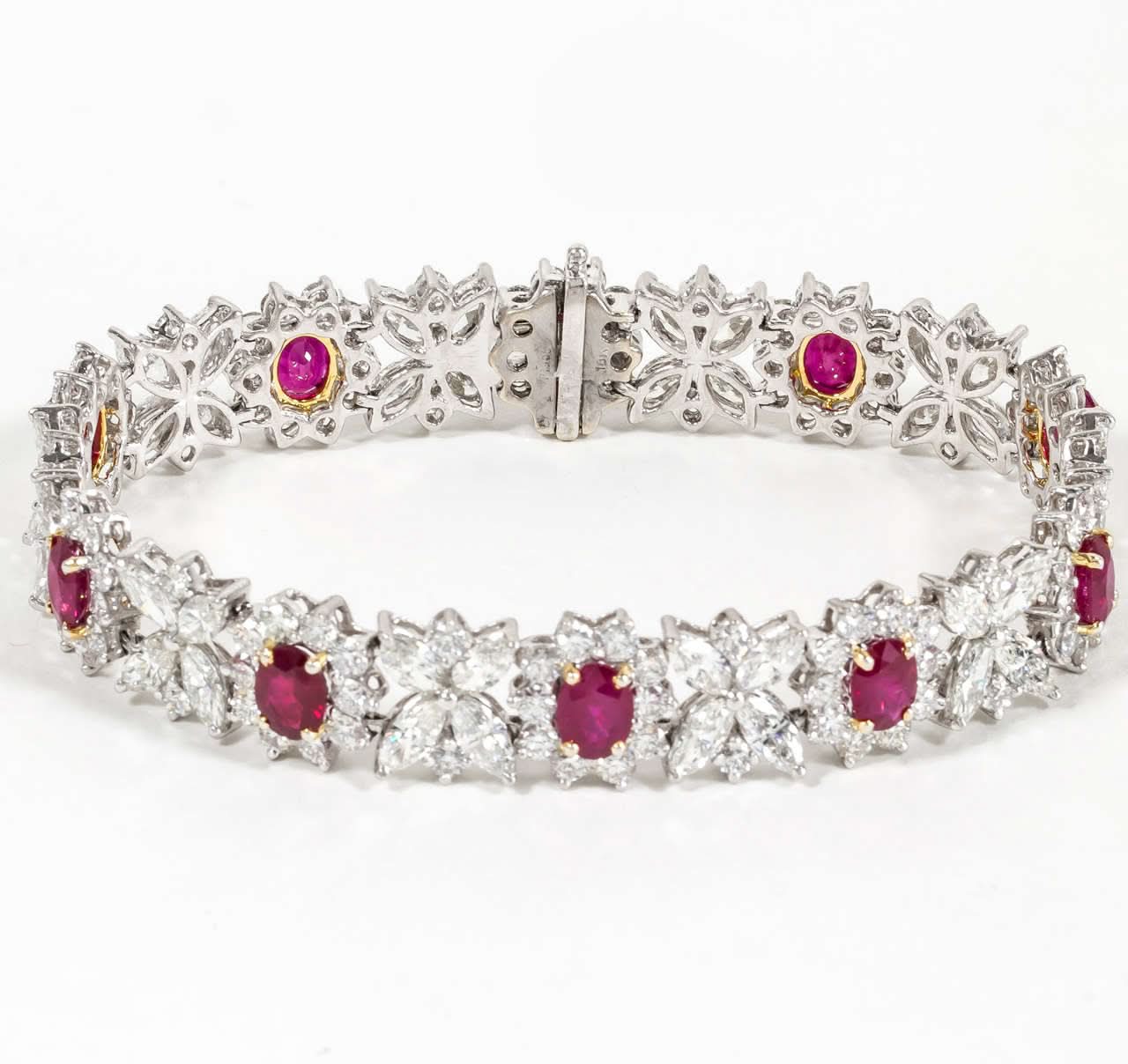 https://a.1stdibscdn.com/archivesE/jewelry/1stdibs/120814/DiamondScene_CC_DM//07/B.jpg