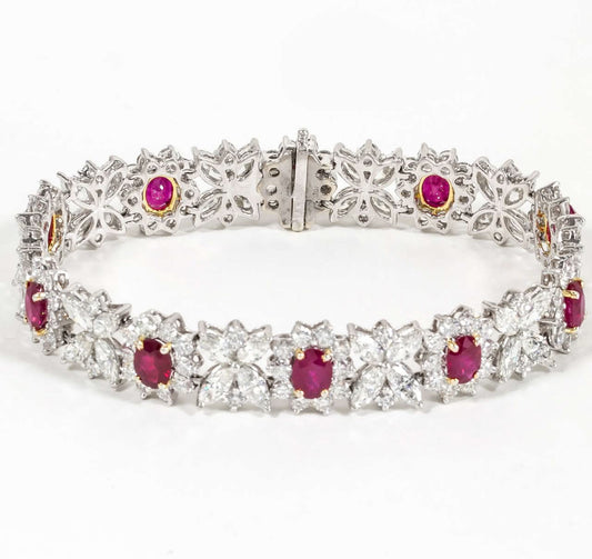 https://a.1stdibscdn.com/archivesE/jewelry/1stdibs/120814/DiamondScene_CC_DM//07/B.jpg