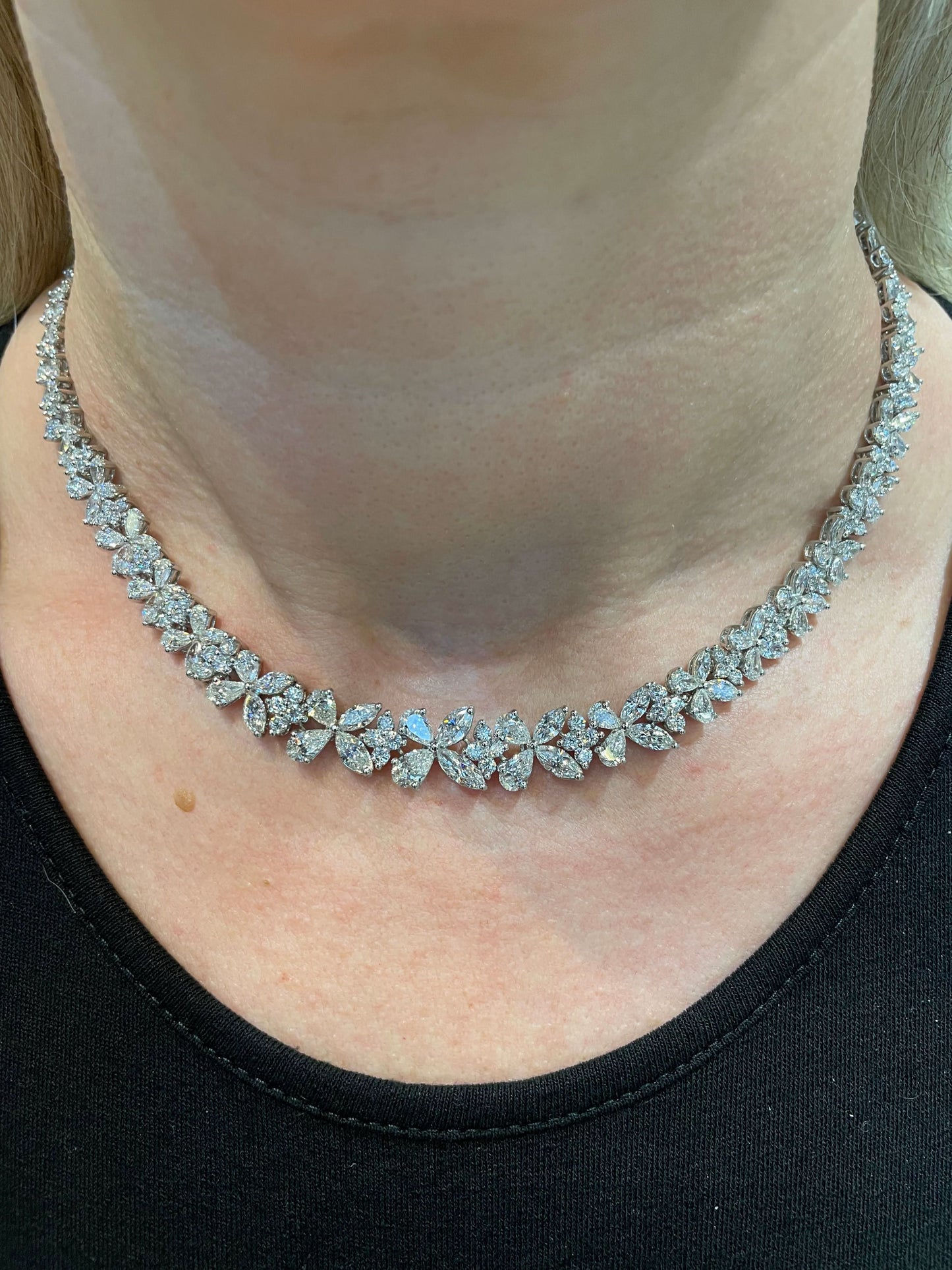 Diamond Wreath Necklace 30.95 Carat Platinum Pear Marquise Round