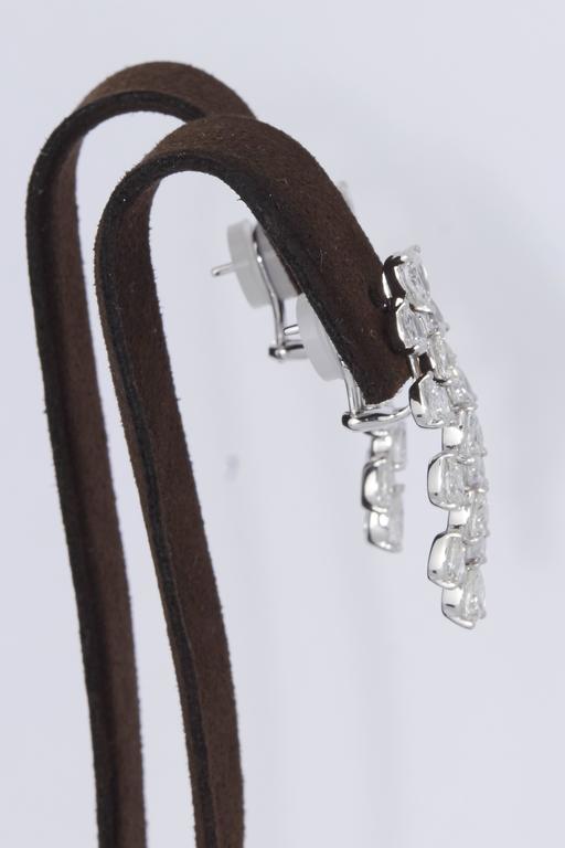 Elegant 5.28 Carat Pear Shape Diamond 18k White Gold Drop Earrings