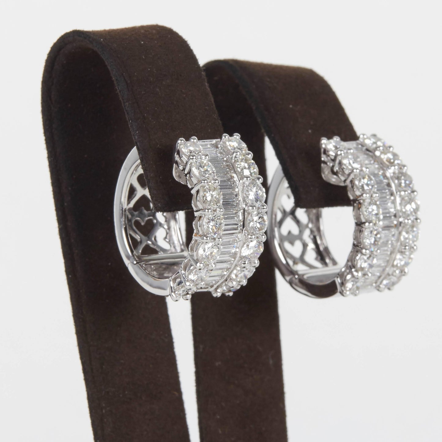 Exquisite 6.36 Carat Diamond 18k White Gold Huggie Hoop Earrings