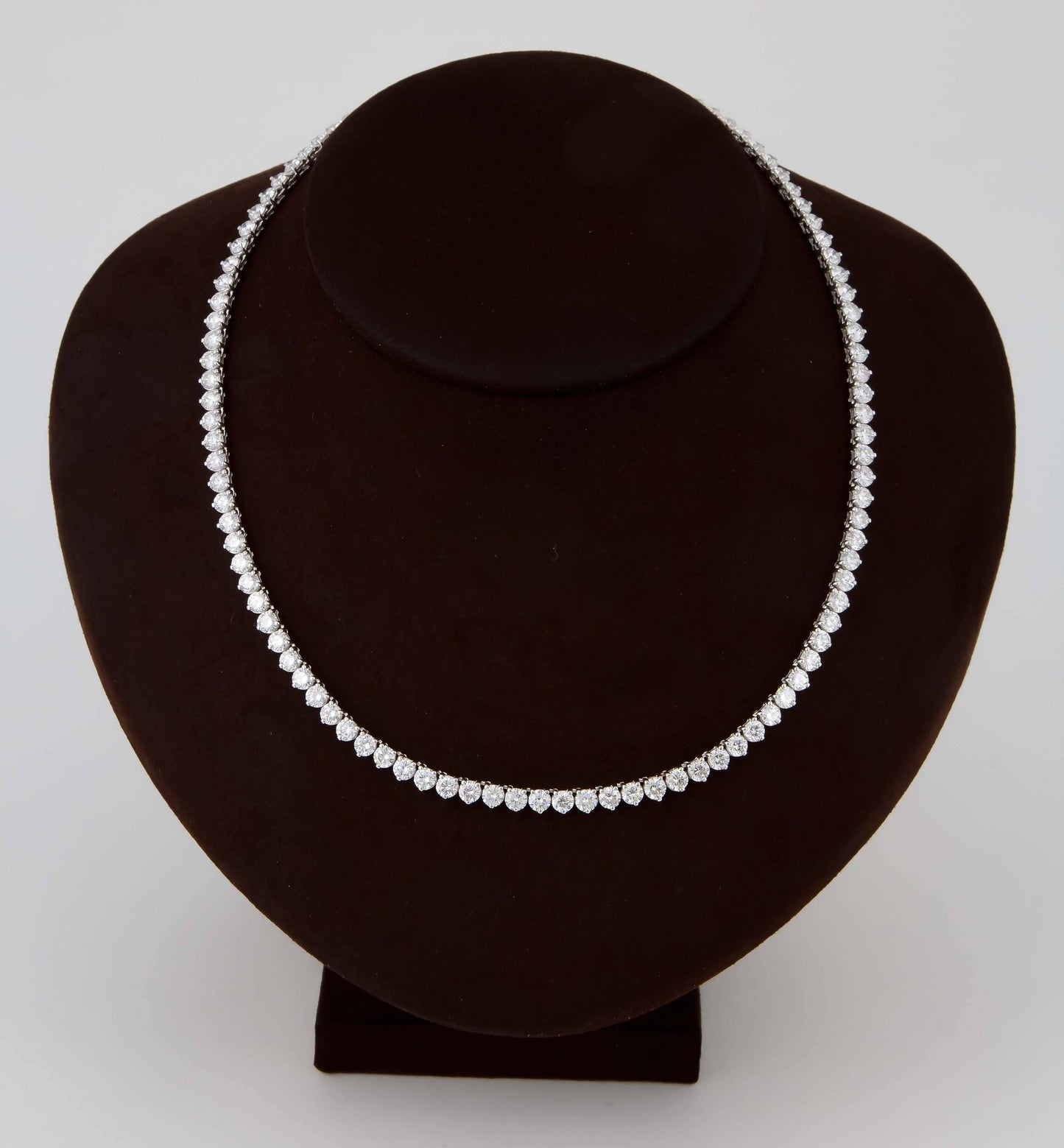 Fine 24.88ct Round Diamond Tennis Necklace 18k White Gold Three Prong
