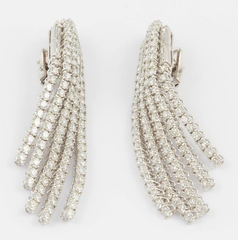 Stunning 18.41 Carat Diamond 18k White Gold Waterfall Chandelier Earrings