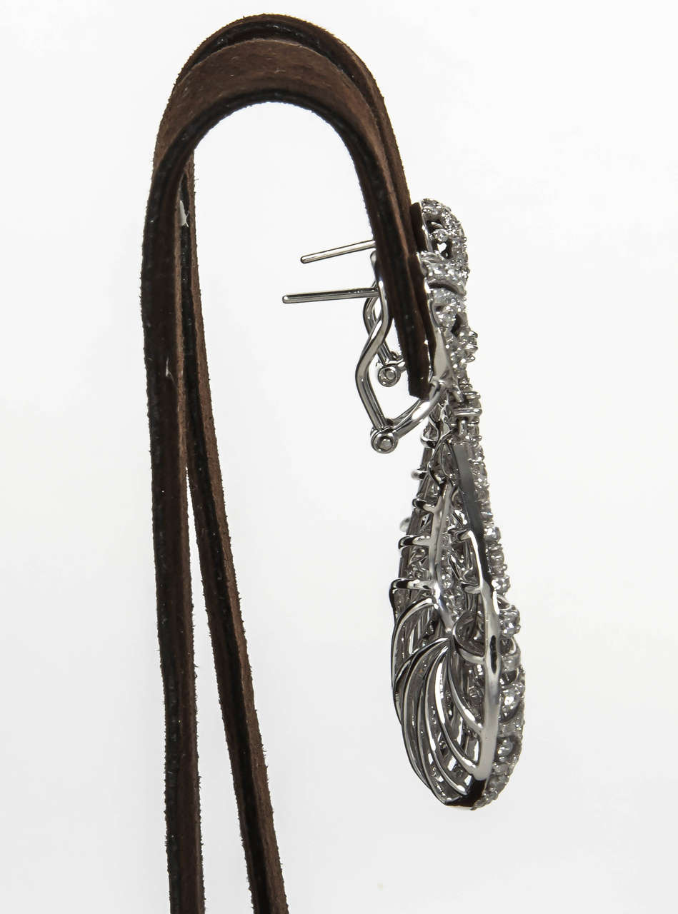 Elegant 3.50 Carat Pear Shaped Diamond 14k Gold Dangle Earrings