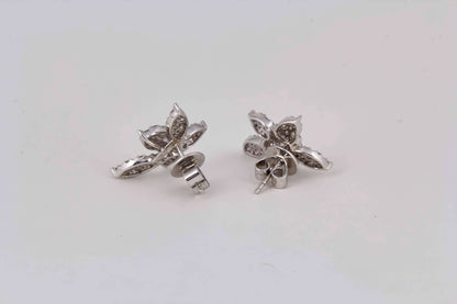 Classic 1.85ct Diamond 18k White Gold Cluster Stud Earrings