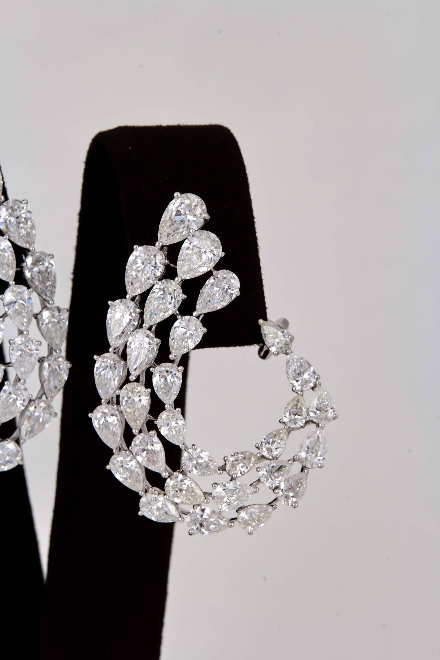 Diamond Scene 15.49ct Pear Shaped Diamond White Gold Swirl Earrings