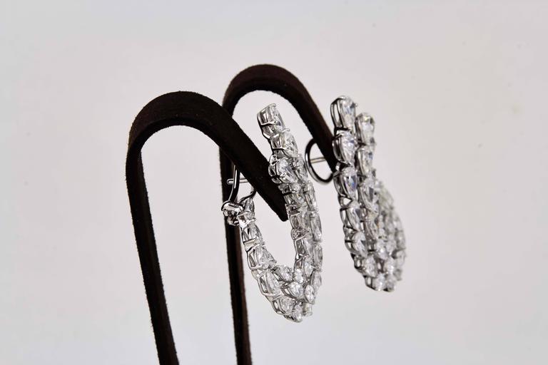 Diamond Scene Stunning 15.49ct Pear Shaped Diamond Gold Swirl Earrings