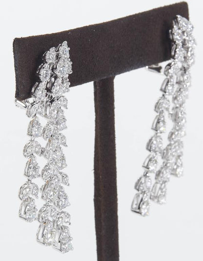 Stunning 6.87 Carat Round Brilliant Diamond Drop Earrings 18k Gold