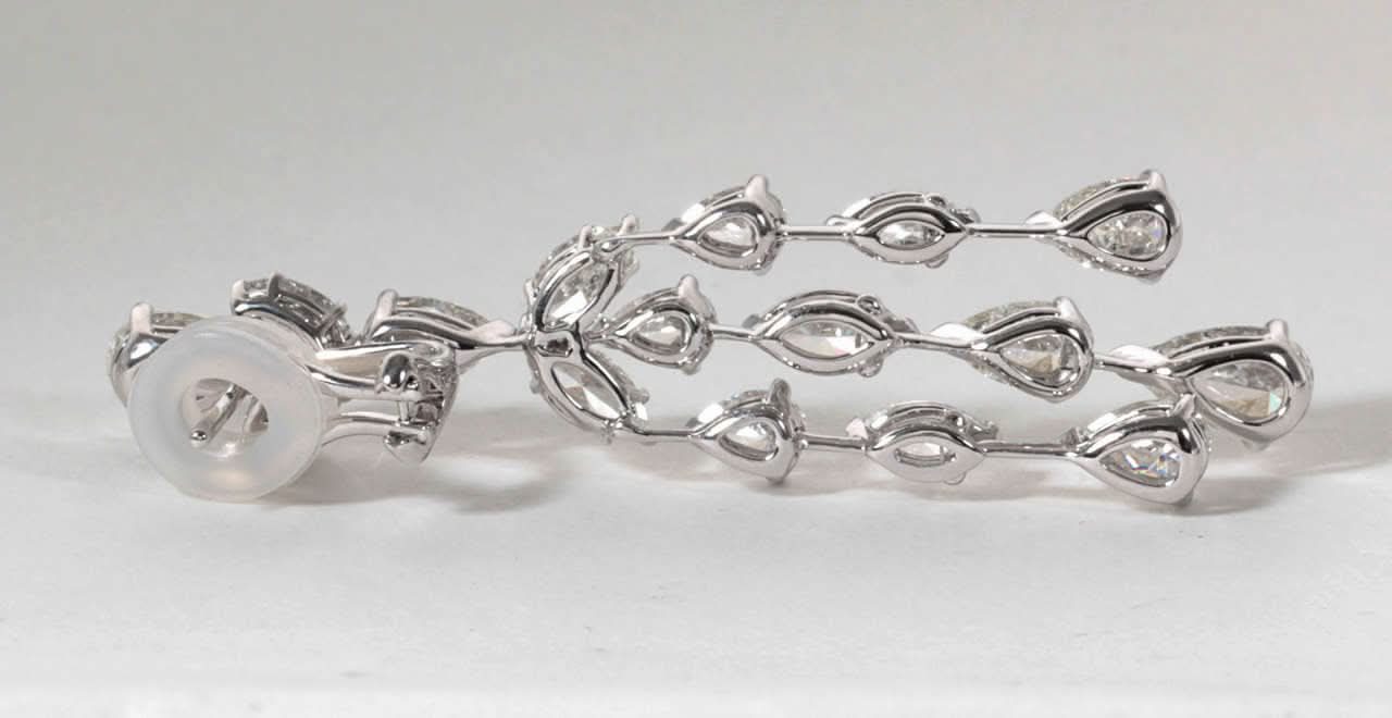 Luxury 14.87 Carat Diamond Drop Earrings in 18k White Gold