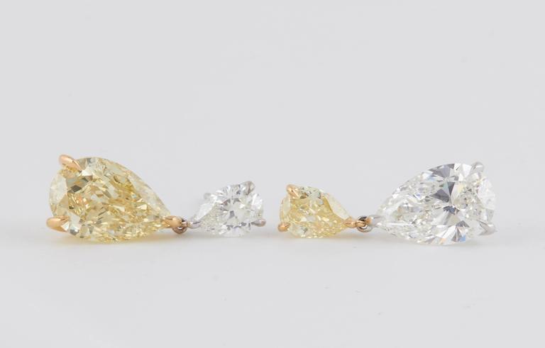 GIA Certified Yellow and White Diamond 18k Gold Dangle Earrings