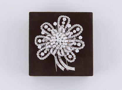 Incredible Vintage 1930s Estate 40 Carat Diamond Platinum Brooch Pin