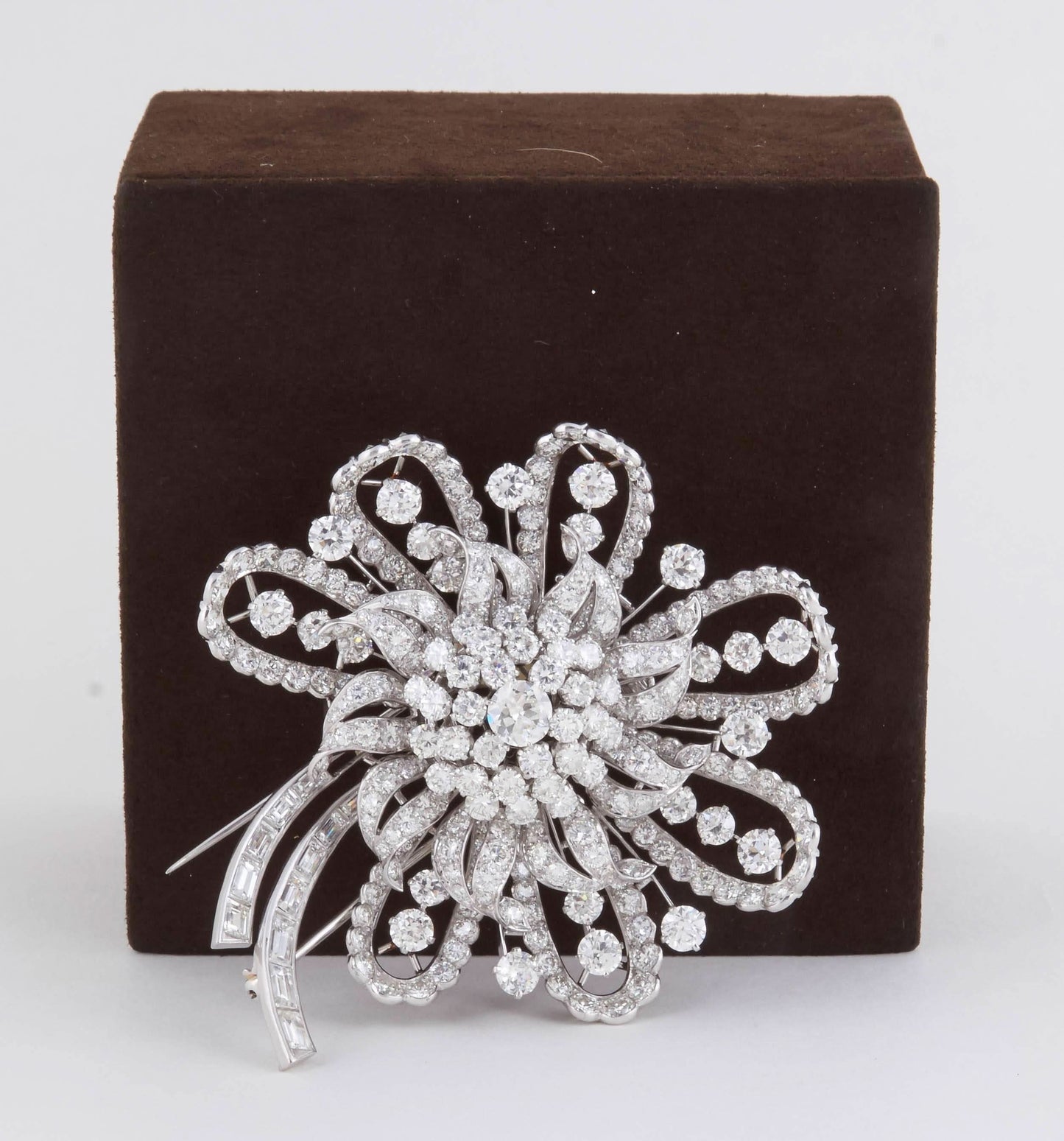 Incredible Vintage 1930s Estate 40 Carat Diamond Platinum Brooch Pin