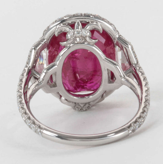 https://a.1stdibscdn.com/archivesE/jewelry/1stdibs/071714/DiamondScene_CC_DM//01/IMG_8562.jpg