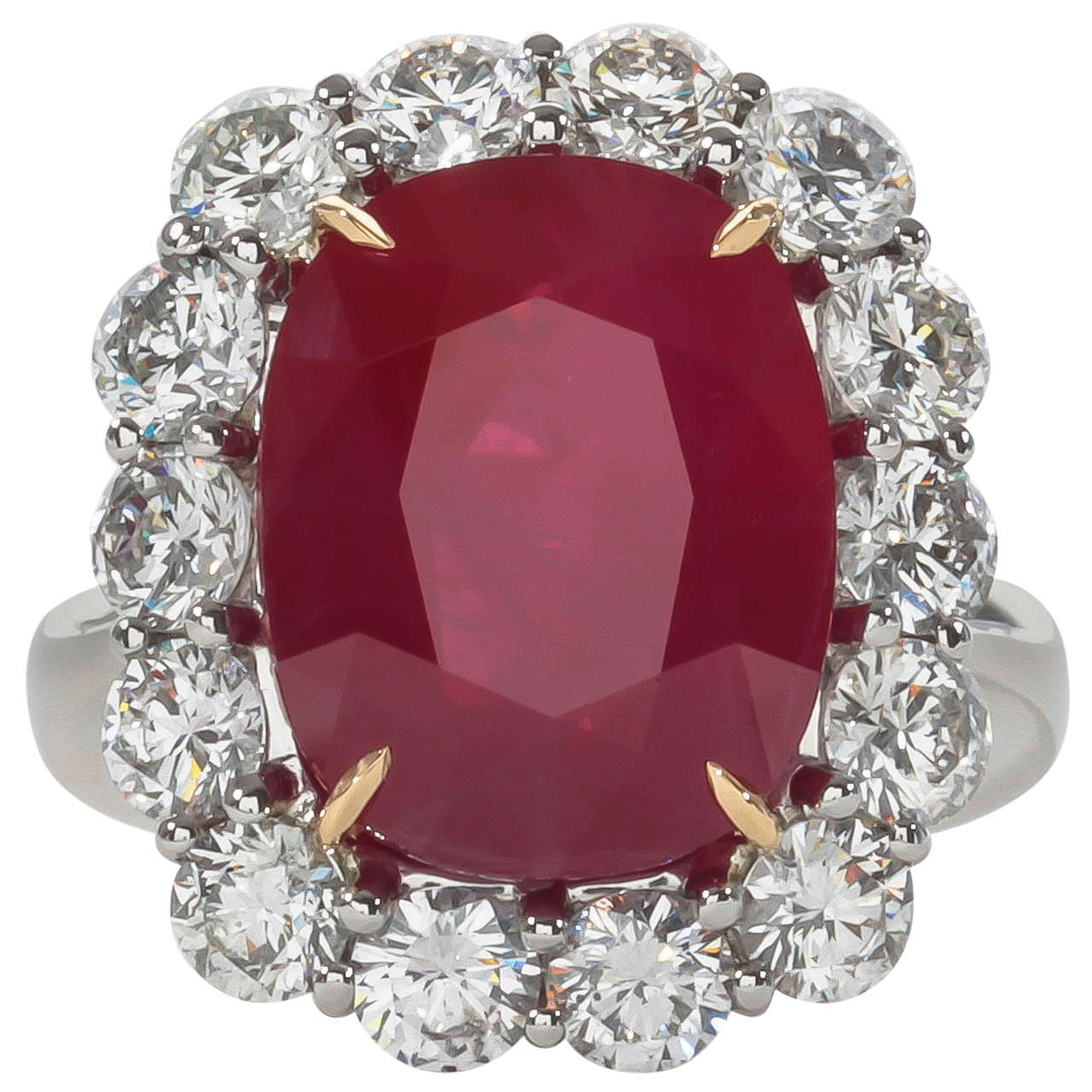 https://a.1stdibscdn.com/archivesE/jewelry/1stdibs/101614/DiamondScene_CC_DM//05/X.jpg