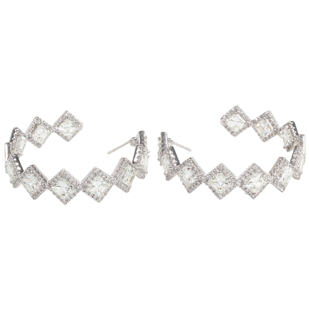 https://a.1stdibscdn.com/archivesE/jewelry/1stdibs/051514/DiamondScene_CC_DM//08/X.jpg