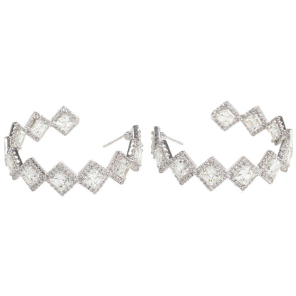 https://a.1stdibscdn.com/archivesE/jewelry/1stdibs/051514/DiamondScene_CC_DM//08/X.jpg