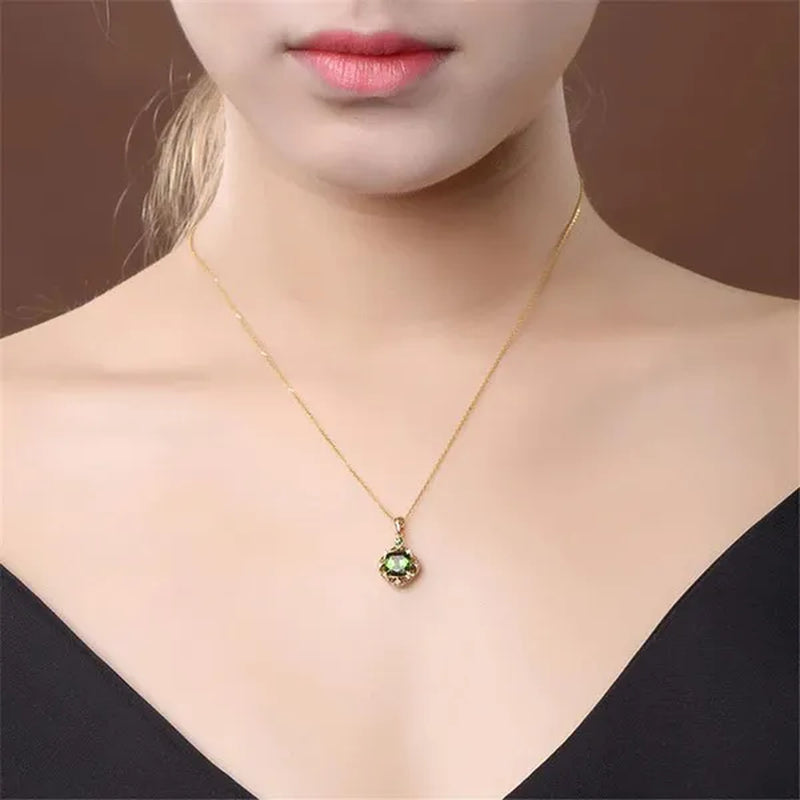 Fashion Emerald Gemstone Pendant 18K Gold Women Necklace Bridal Wedding Paryt Jewelry Valentine'S Day Gift - WORLD TIME VISITS