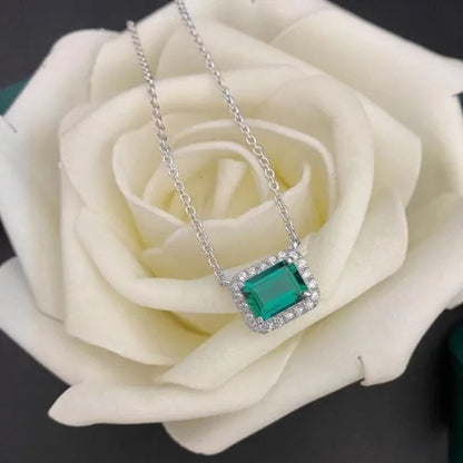 Trendy Silver Plated 4 Claw Setting Square Emerald Vice Stone Lab Diamond Pendant Necklace for Women Daily Casual Accessories