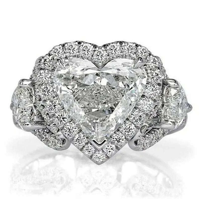 Gorgeous Exquisite Heart Rings for Women White Crystal Zircon Jewelry Fashion Bride Engagement Wedding Party Gift