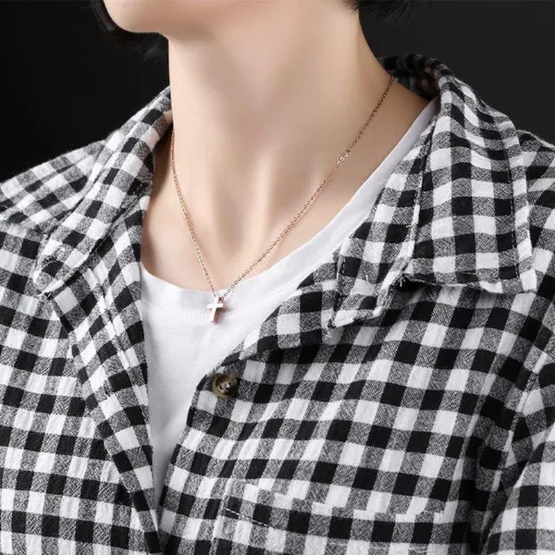 Simple Style Titanium Steel Silver / Black / Rose Gold Exquisite Tiny Cross Pendant Choker Necklaces New Elegant Charm Clavicle Chain Necklace for Women Girl Jewelry 45Cm Chain