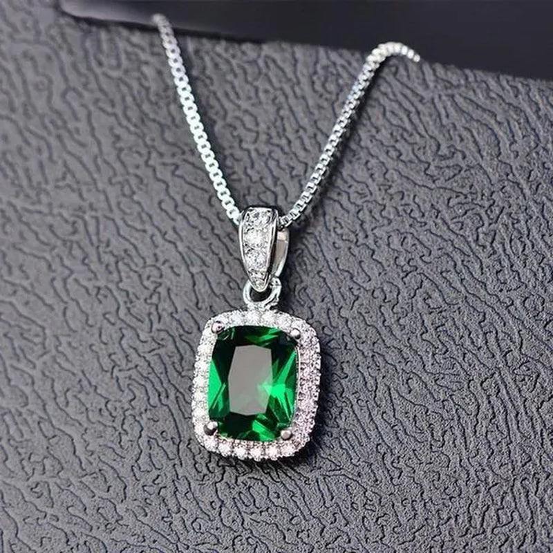 New Style Fashion Necklace for Women Silver Plated Lab Diamond 4 Prong Setting Cushion Cut White Sapphire Pendant Necklace