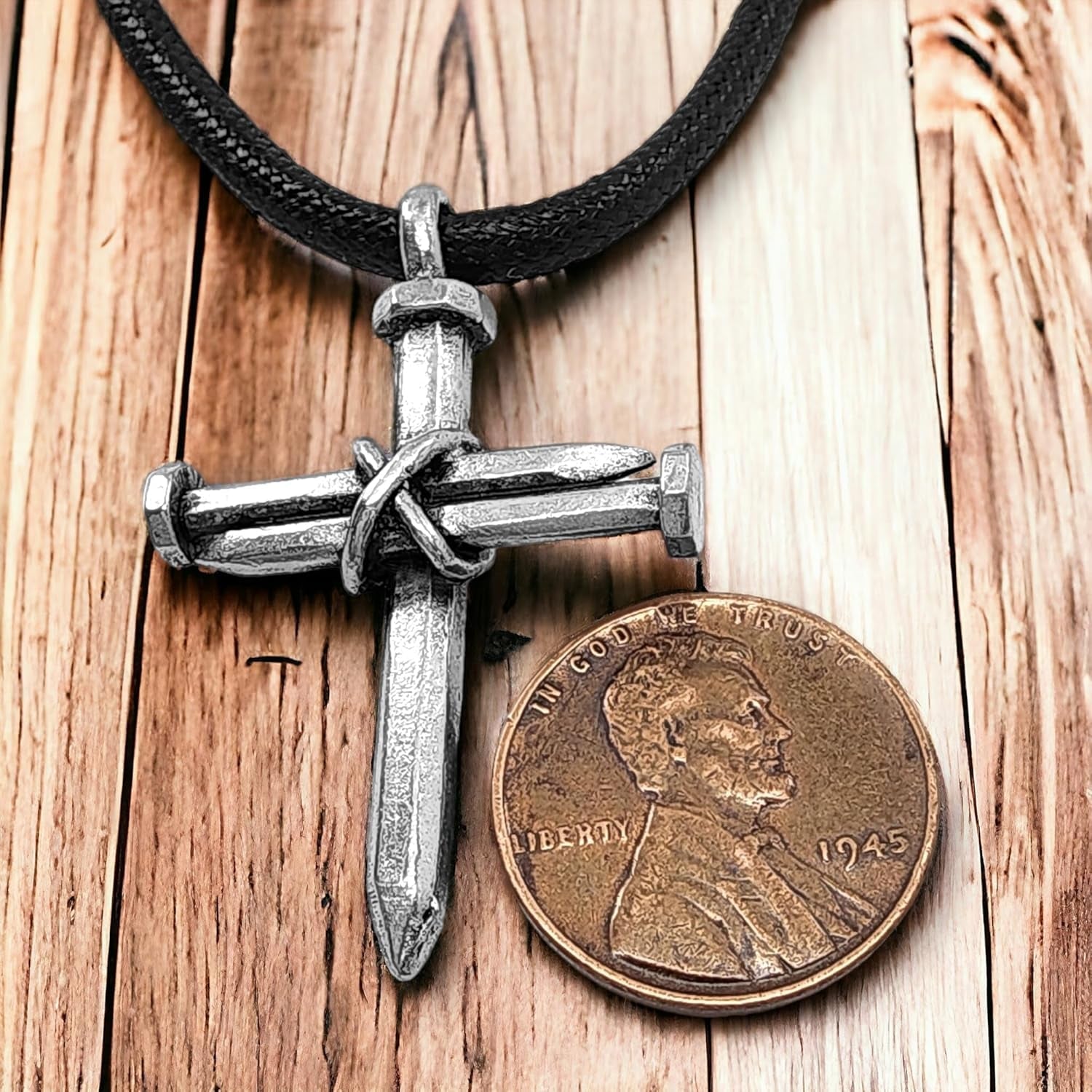 Antique Nail Cross Necklace - WORLD TIME VISITS