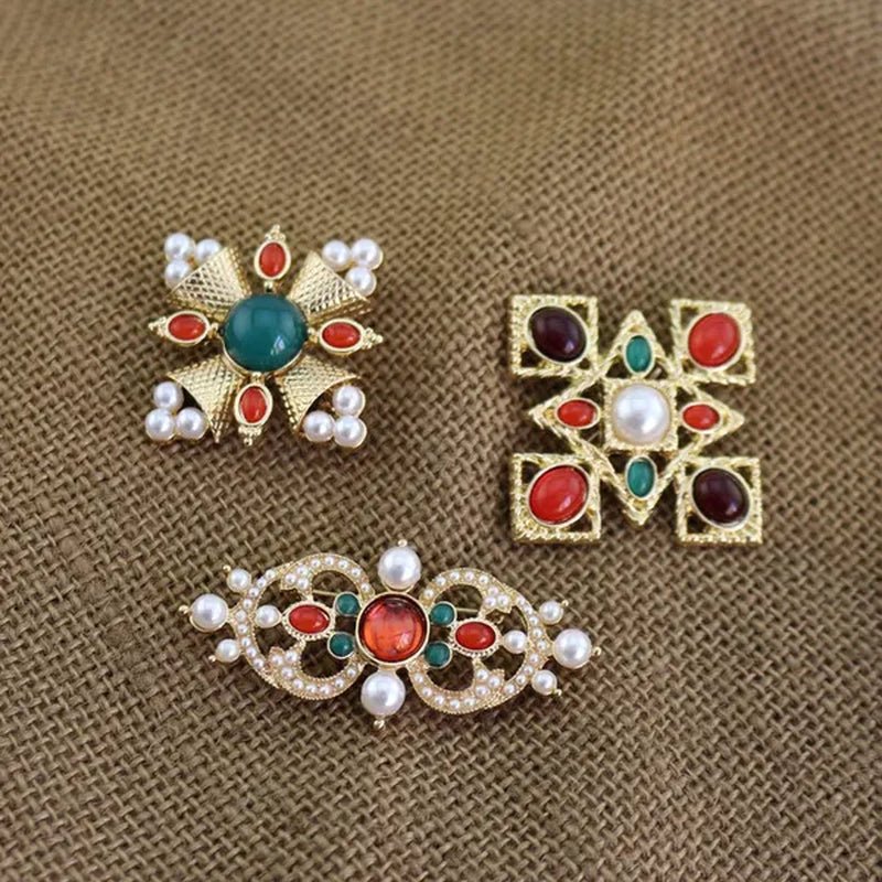 Antique Roman Engraved Baroque Byzantine Style Pearl Ruby Retro Brooches for Corsage Girl - WORLD TIME VISITS