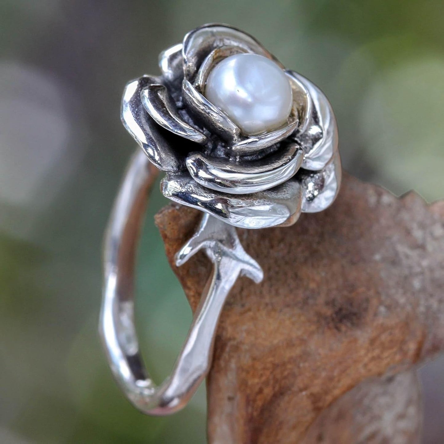 Artisan Handmade Pearl Flower Ring Crafted Sterling Silver White Single Stone Indonesia Floral Birthstone Peace [Crownbezel 0.4 in H X 0.6 in Diam. Band Width 2 Mm W] ' White Rose'