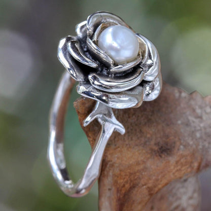 Artisan Handmade Pearl Flower Ring Crafted Sterling Silver White Single Stone Indonesia Floral Birthstone Peace [Crownbezel 0.4 in H X 0.6 in Diam. Band Width 2 Mm W] ' White Rose'