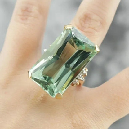 Fashionable and Exquisite 14K Green Diamond Wedding Wedding Princess Ring Love Diamond Ring Size 5-11