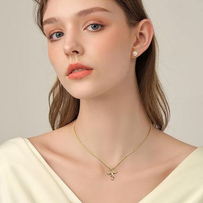 Cross Necklace for Women 14K Gold Cross Necklaces for Women Gold Crosses Chain Necklaces for Womens Distinctive Twisted Design Crosses Chain Pendant Necklace for Womens