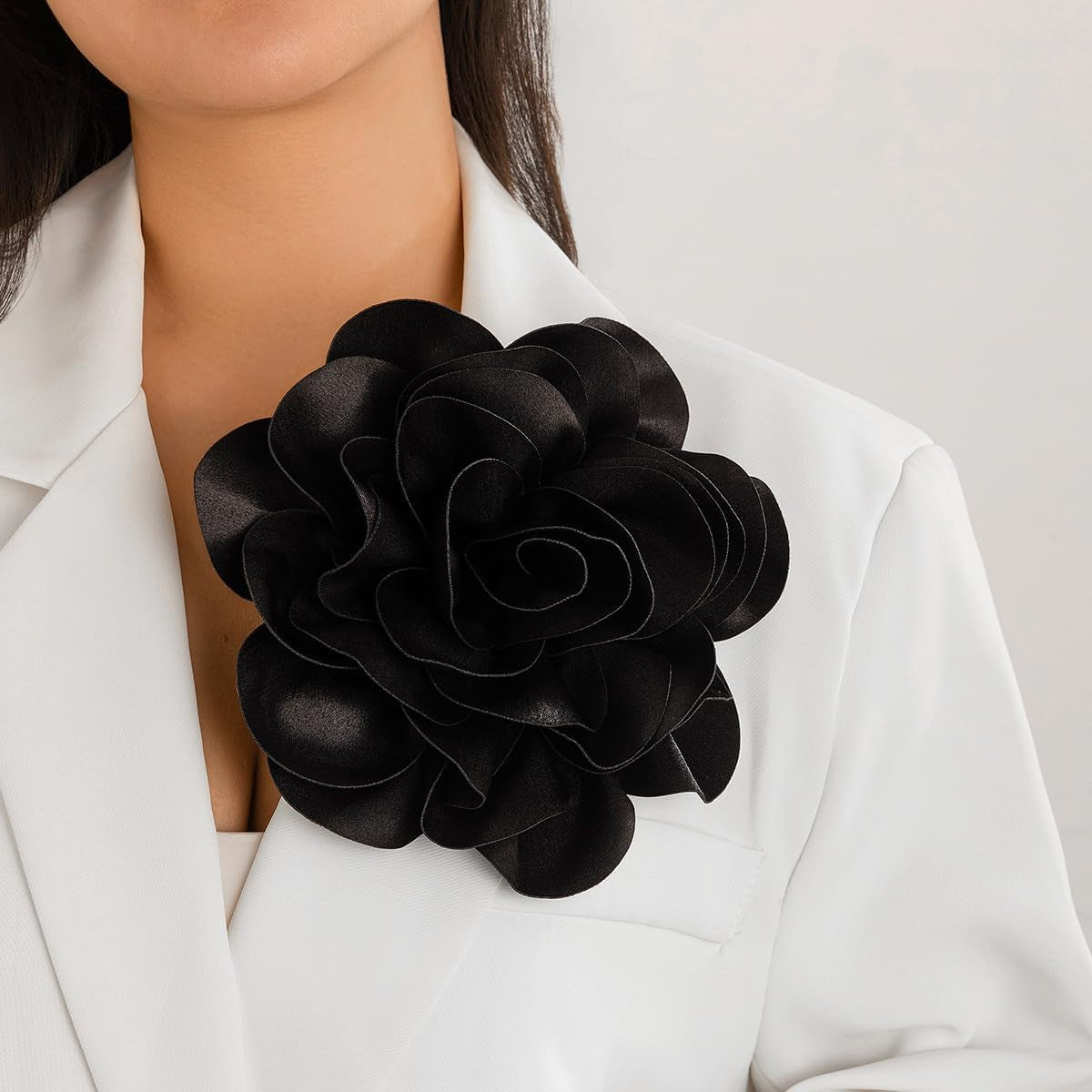 Dainty Satin Fabric Rose Flower Brooches 7.5In Extra Large Big Camellia Flower Brooches Lapel Pins for Women Wedding Party Dance Dress Clothes Accessories