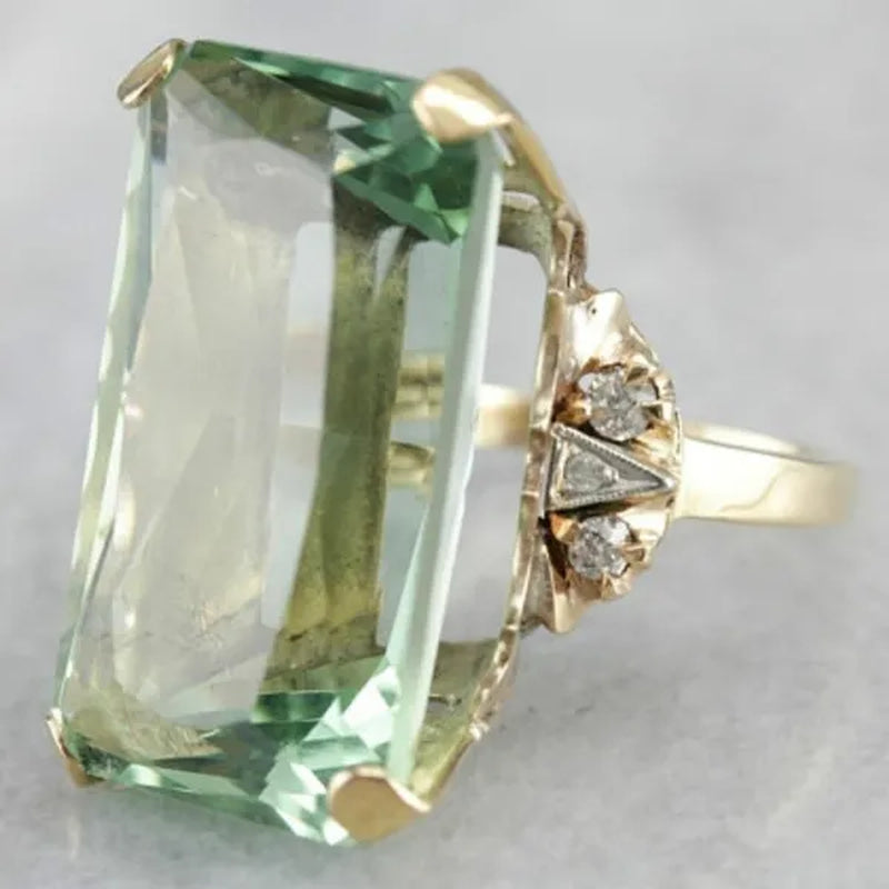 Fashionable and Exquisite 14K Green Diamond Wedding Wedding Princess Ring Love Diamond Ring Size 5-11