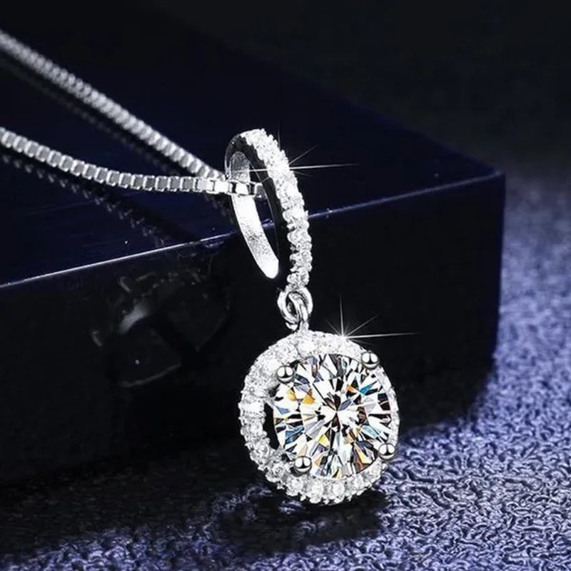 Exquisite Fashion 2ct Moissanite Solitaire Pendant Necklace for Bridal Engagement Wedding Women Necklace