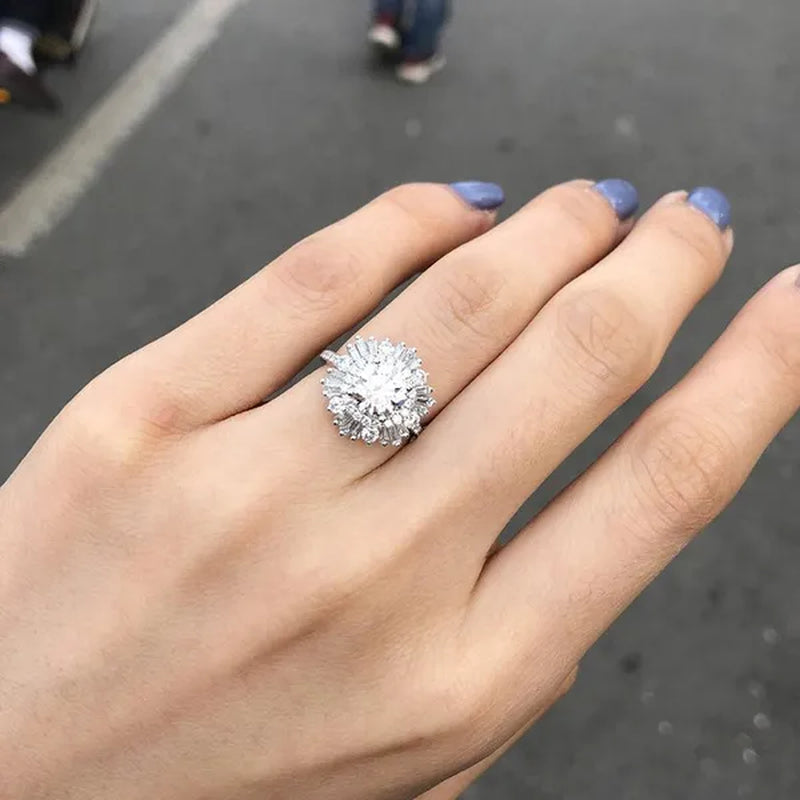 Fashion Exquisite Micro Paved White Cubic Zirconia Princess Flower Wedding Ring for Women Luxury Engagement Party Ring Jewelry