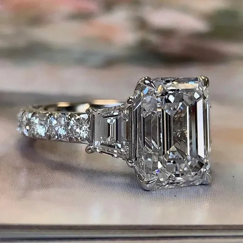 Gorgeous Square Cut White Sapphire Rings for Women Party 925 Sterling Silver 2 Stone Crystal Side Stone Rings Proposal Fine Jewelry